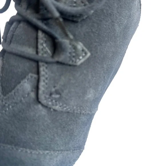 TOMS Kala Grey Suede Wedge Ankle Bootie Boots - Picture 6 of 6